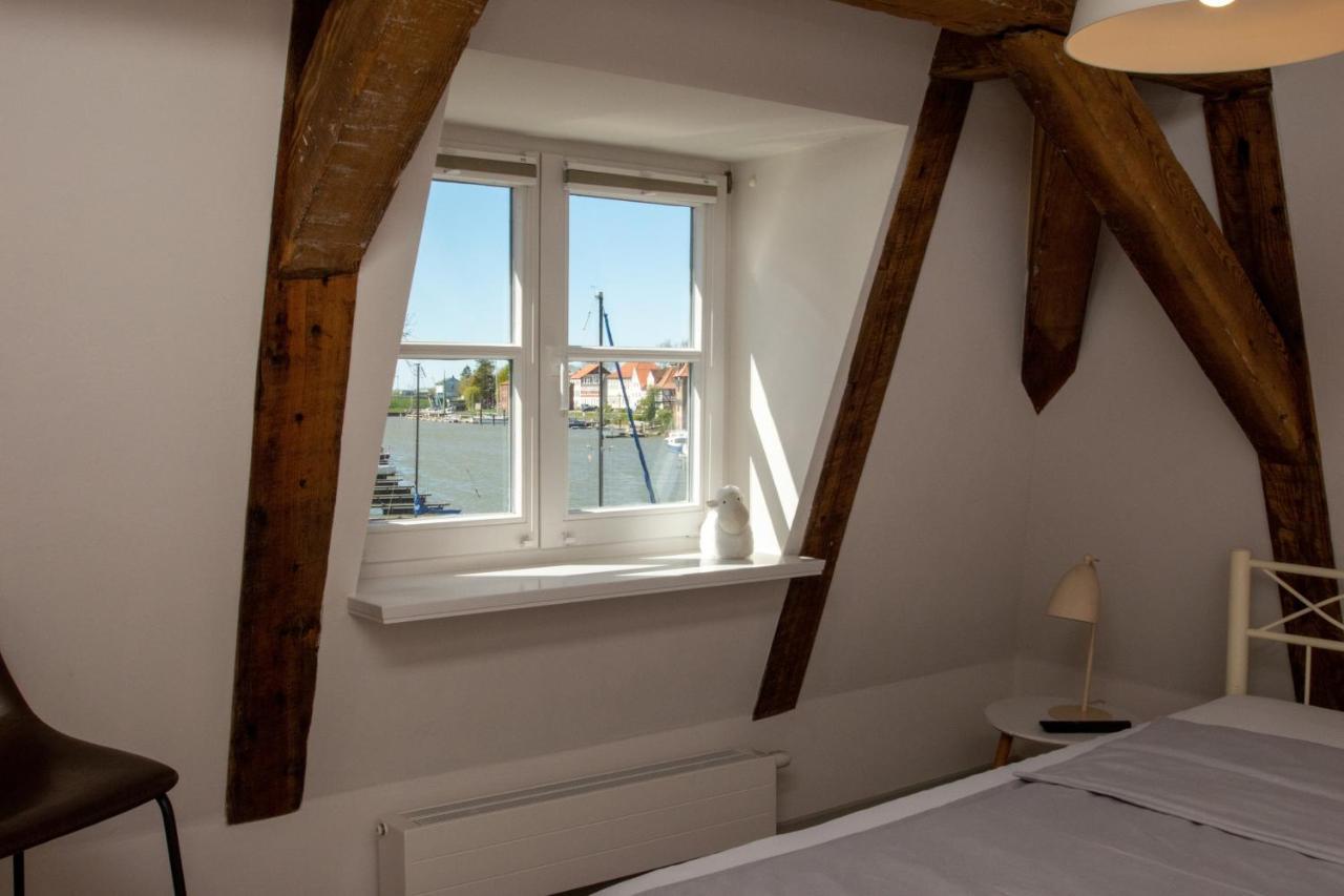 Hotel Das Brueckenhaus Glueckstadt Luaran gambar