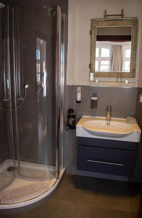Hotel Das Brueckenhaus Glueckstadt Luaran gambar